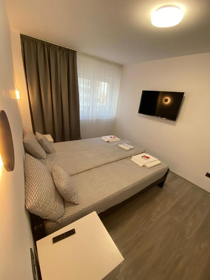 Karlsburg Suite Alba Iulia Exterior photo